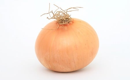 a white onion for cooking